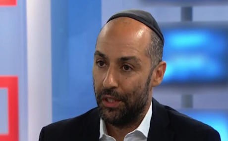 Montreal’s ‘Jewish Schindler’ Rejects Accusations That He Is Doing More Harm Than Good